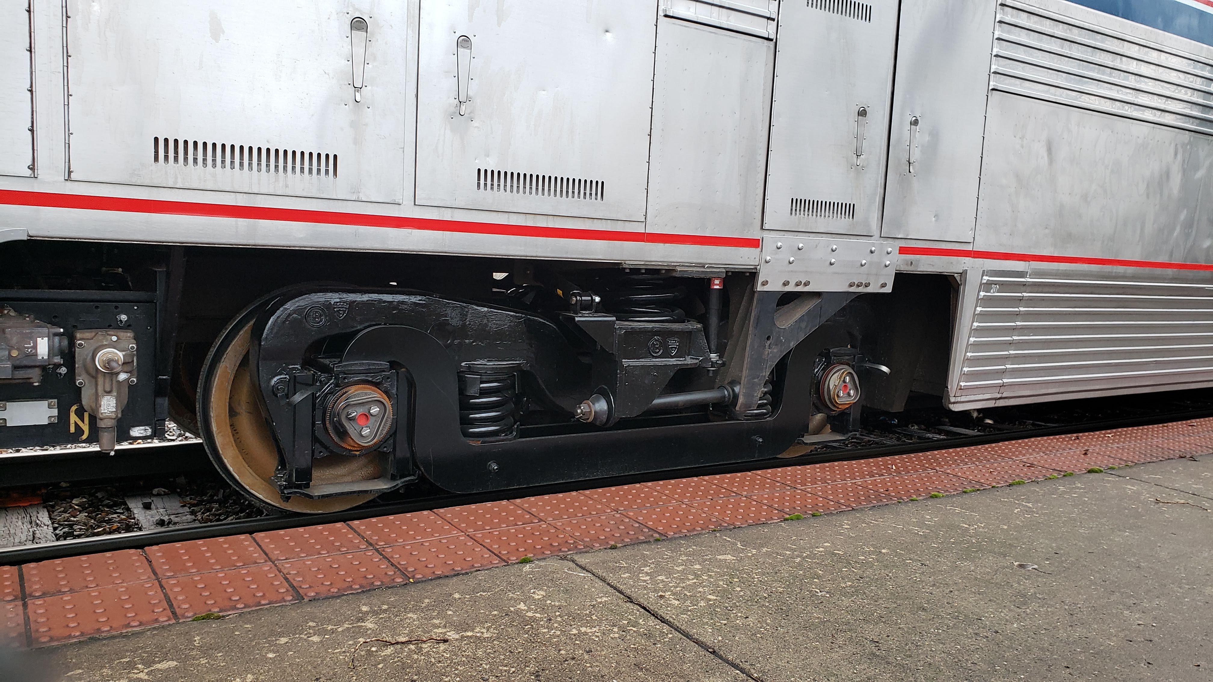 New Superliner wheel weathering