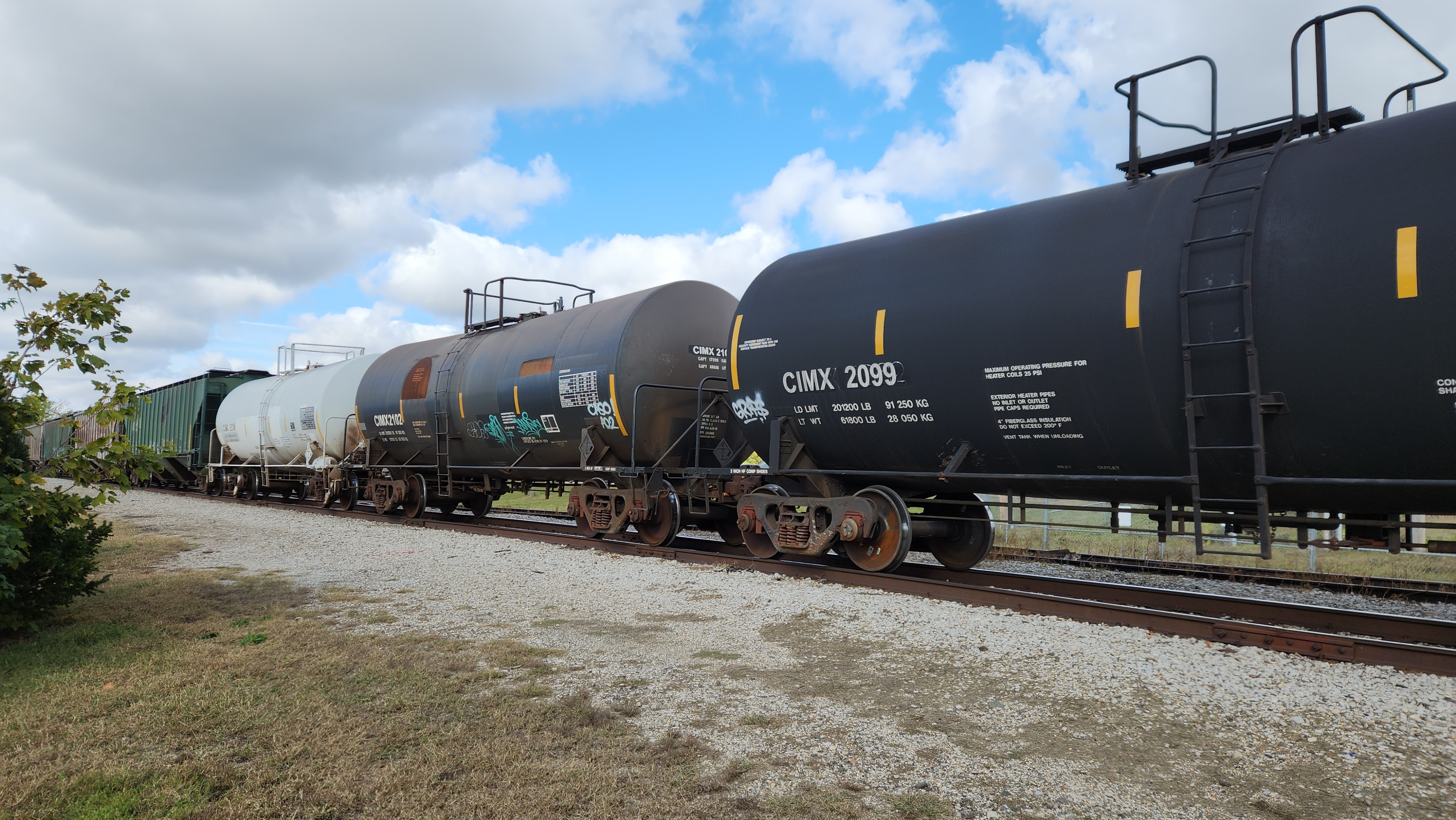 Tank car wheel weathering